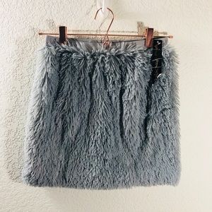 Petticoat Alley Sherpa like skirt dusty blue